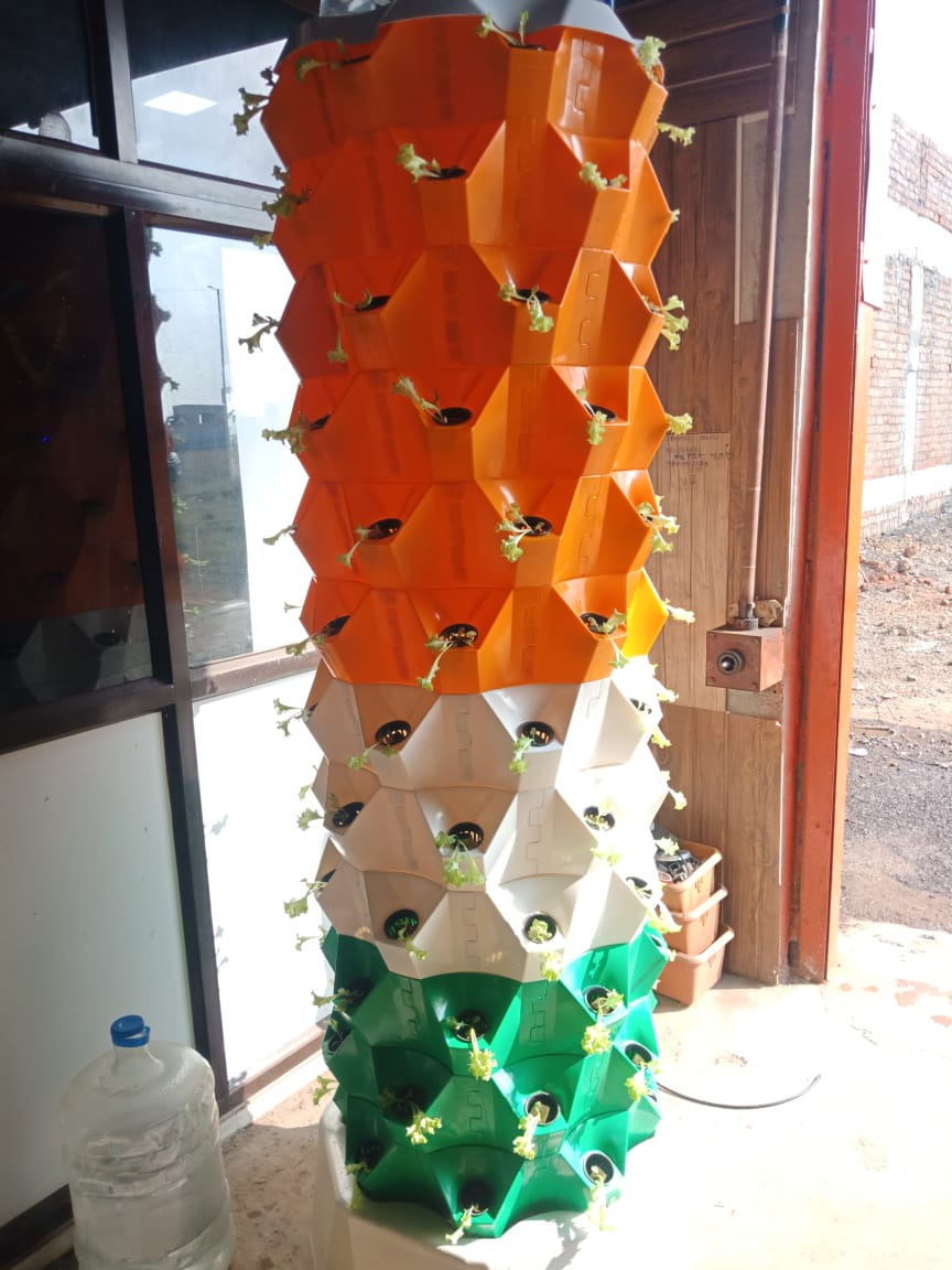 Hydroponic Grow Tower